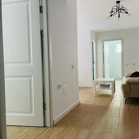 Adara Sea Side 2 Bedrooms 아파트 *